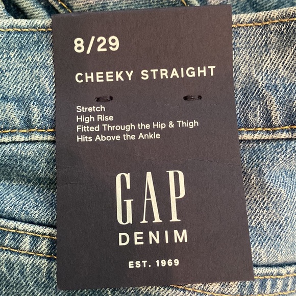 NWT‼️ - GAP cheeky straight high rise denim - Picture 6 of 6